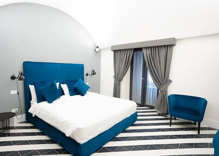 Pulcinella Suite
